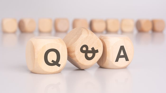 Q&A wooden blocks