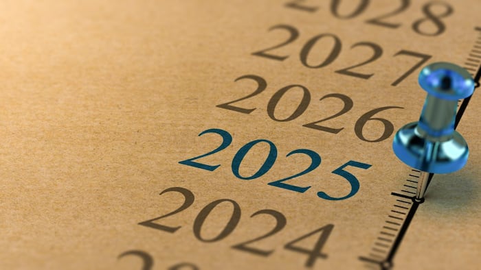 Timeline years 2025 blue pin